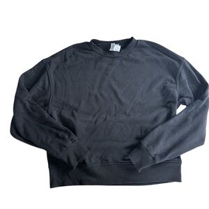 🥮🌺H&M Black Sweatshirt Classic Crewneck